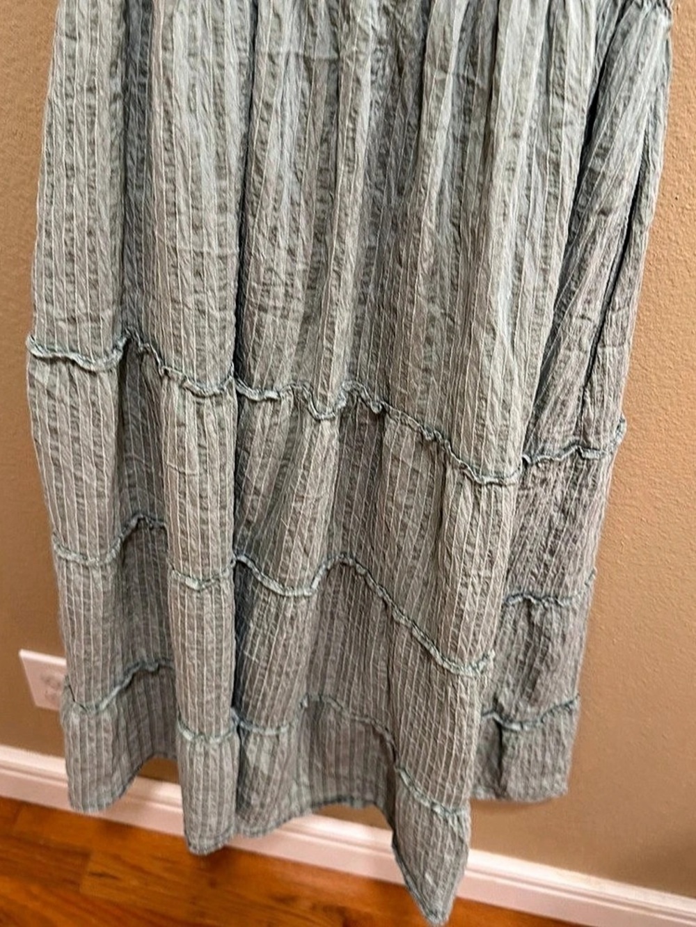 Hill House Home The Ellie Nap Dress Tiered Midi Dress in Light Green Size Large - Picture 6 of 14